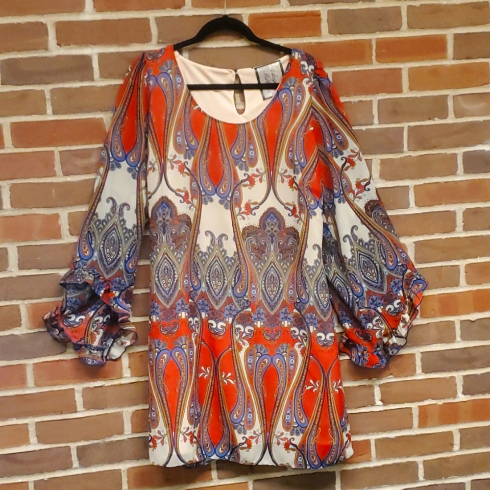 Gorgeous paisley dress in earthy colors